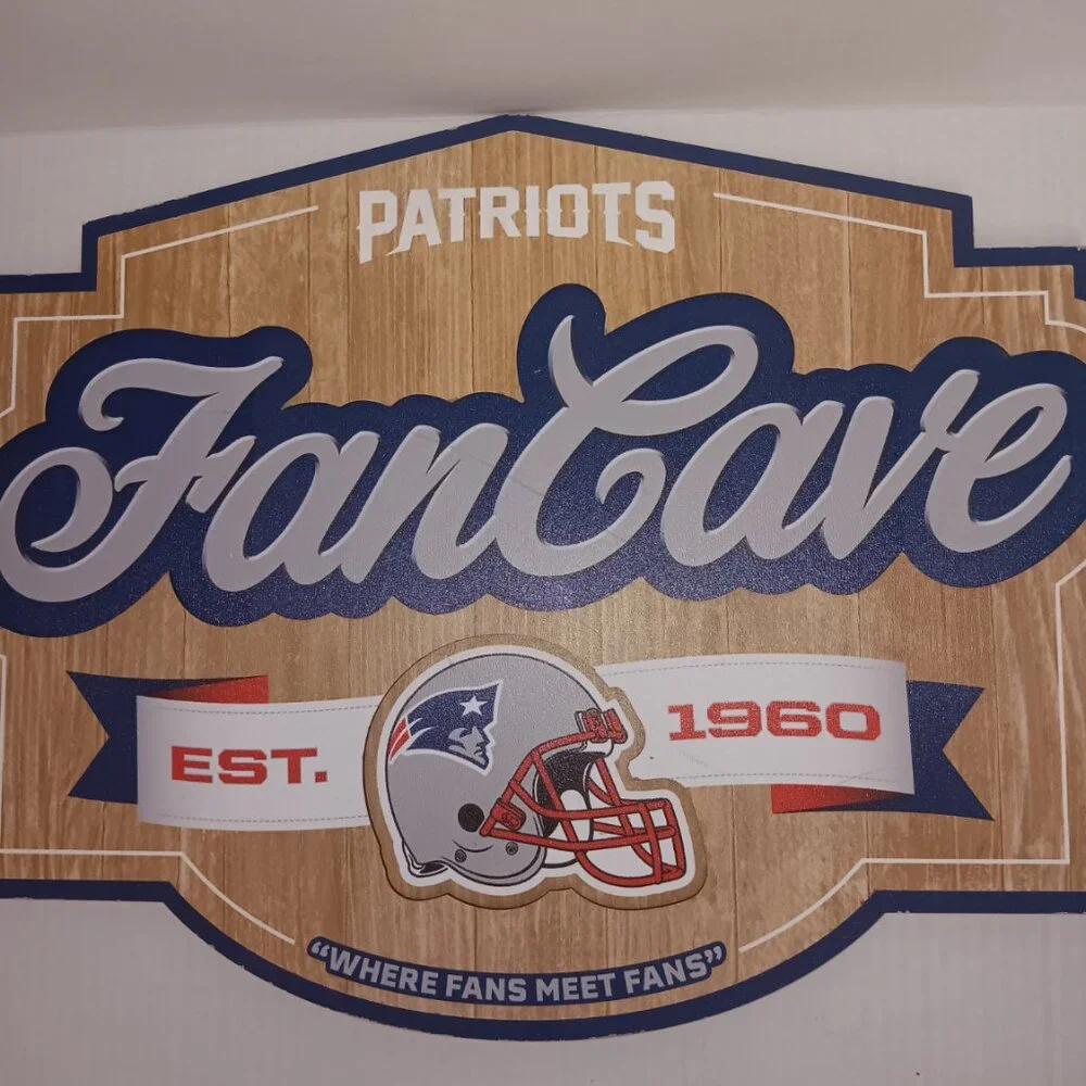NFL NEW ENGLAND PATRIOTS FAN CAVE WALL DECOR - Picture 3 of 7